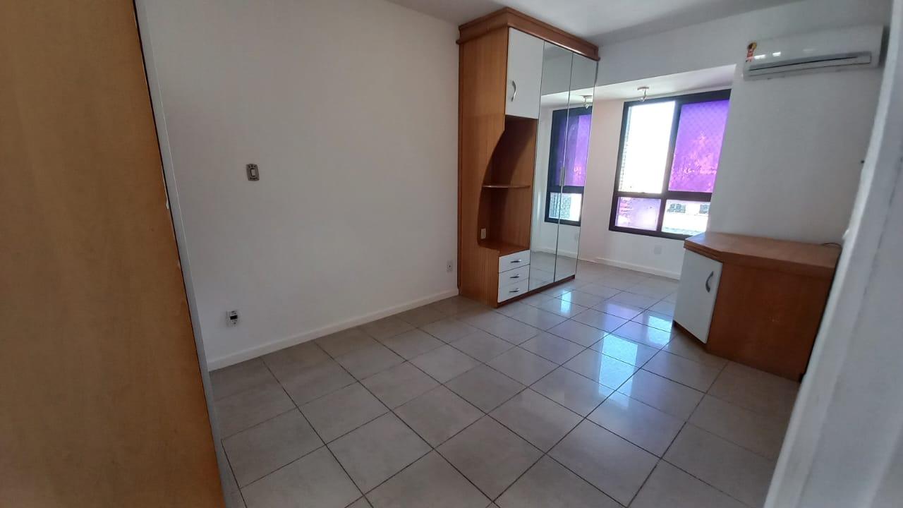 Apartamento - Caminho das árvores