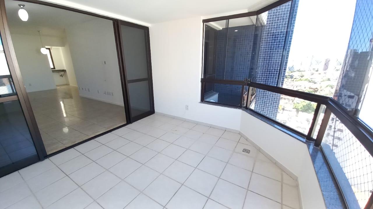 Apartamento - Caminho das árvores