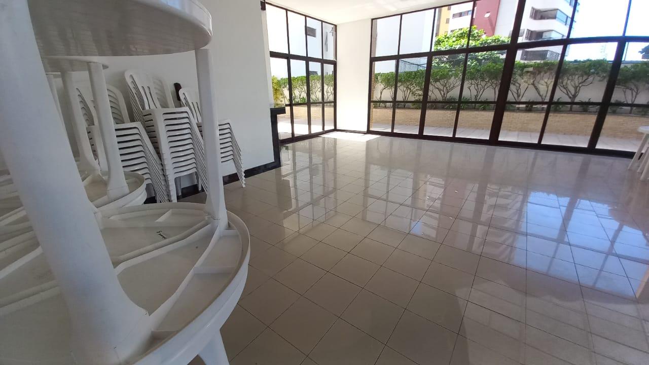 Apartamento - Caminho das árvores