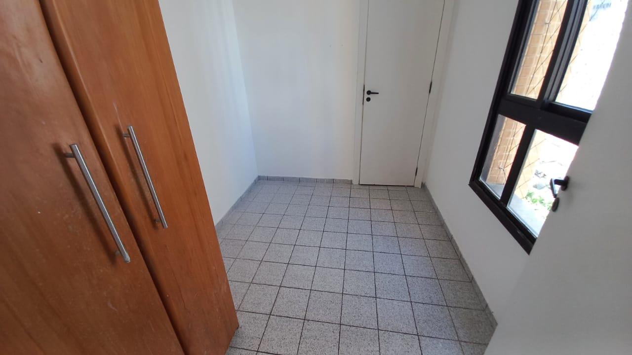 Apartamento - Caminho das árvores