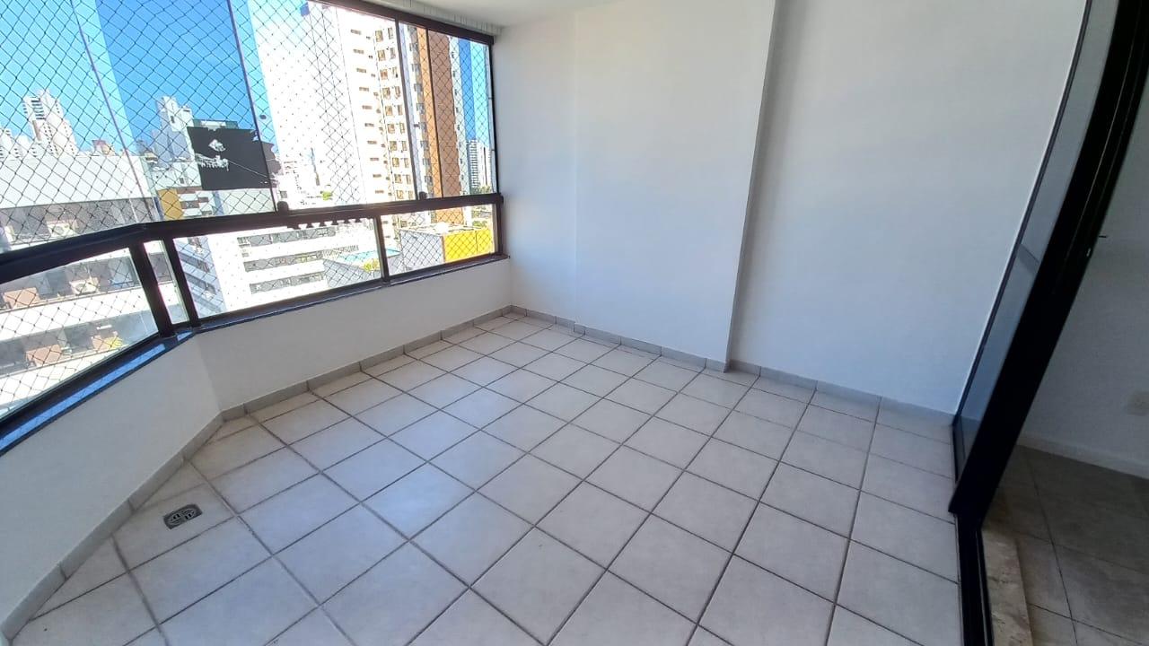 Apartamento - Caminho das árvores