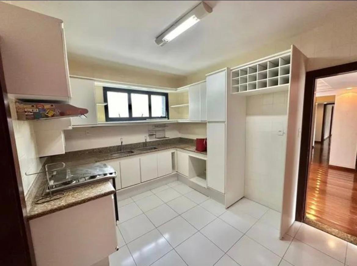 Apartamento - Caminho das árvores