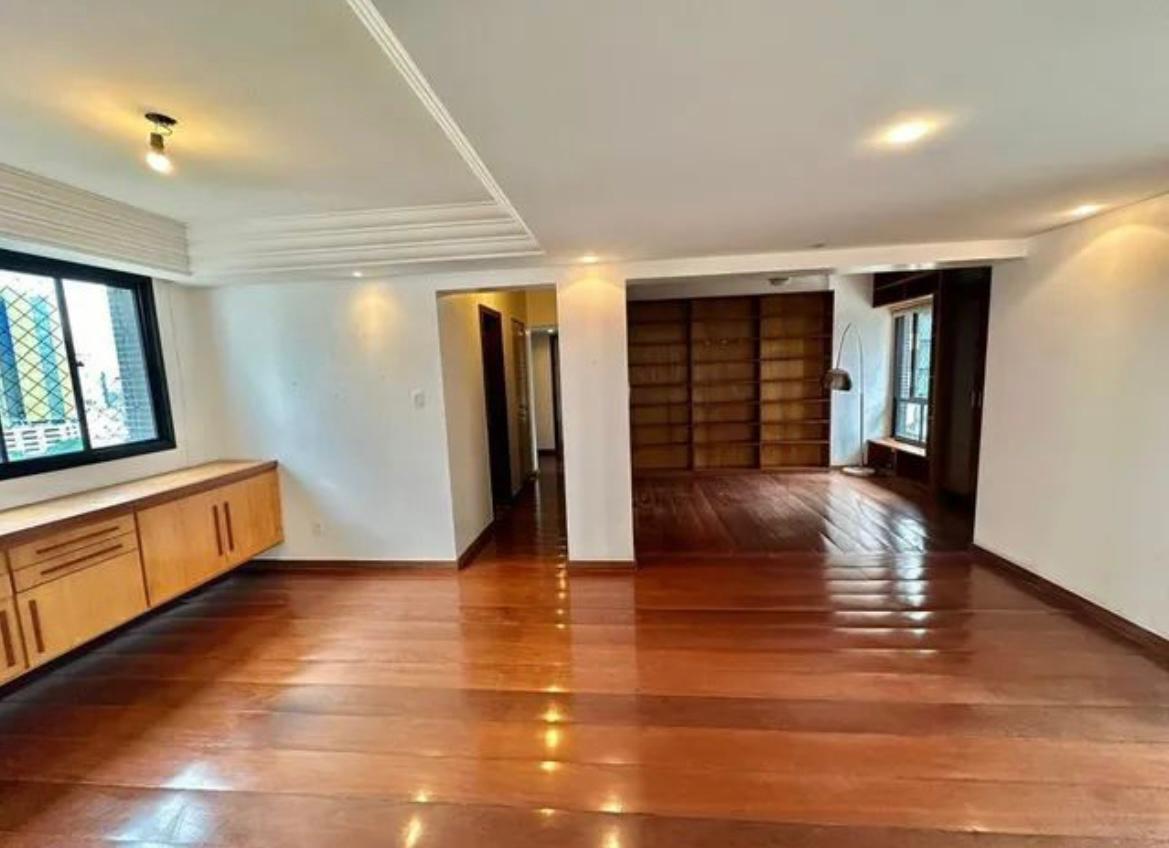 Apartamento - Caminho das árvores