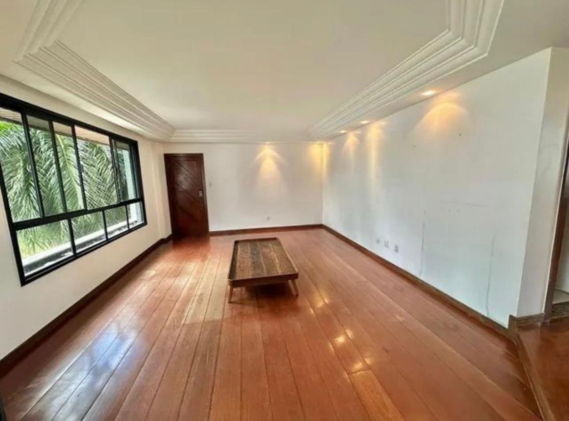 Apartamento - Caminho das árvores