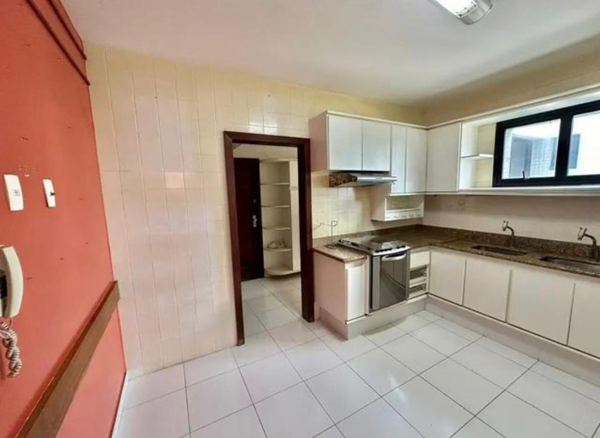 Apartamento - Caminho das árvores