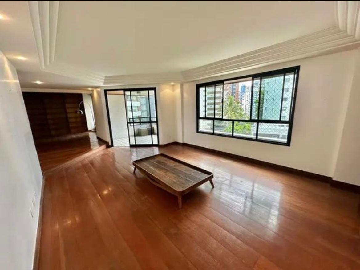 Apartamento - Caminho das árvores