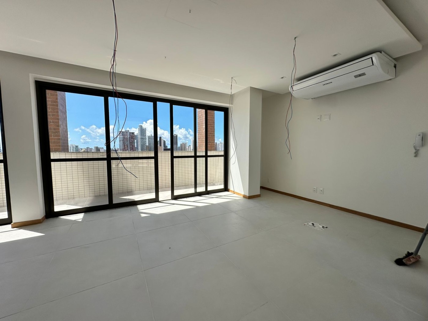 Apartamento - Caminho das árvores