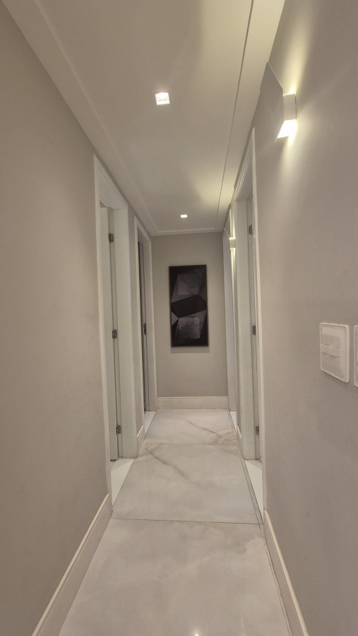 Apartamento - Caminho das árvores