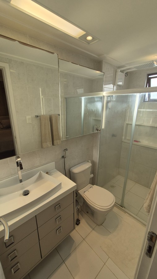 Apartamento - Caminho das árvores