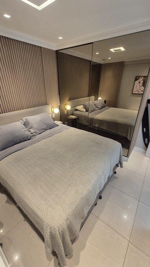 Apartamento - Caminho das árvores