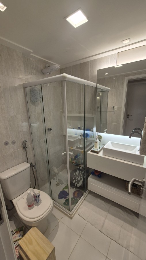 Apartamento - Caminho das árvores