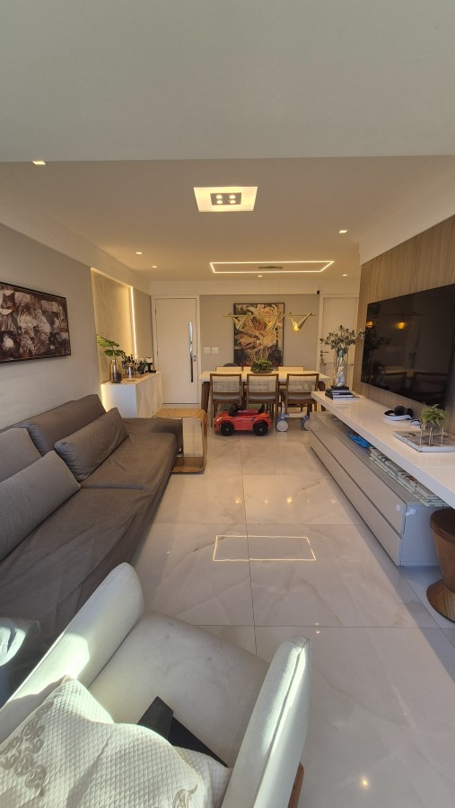 Apartamento - Caminho das árvores