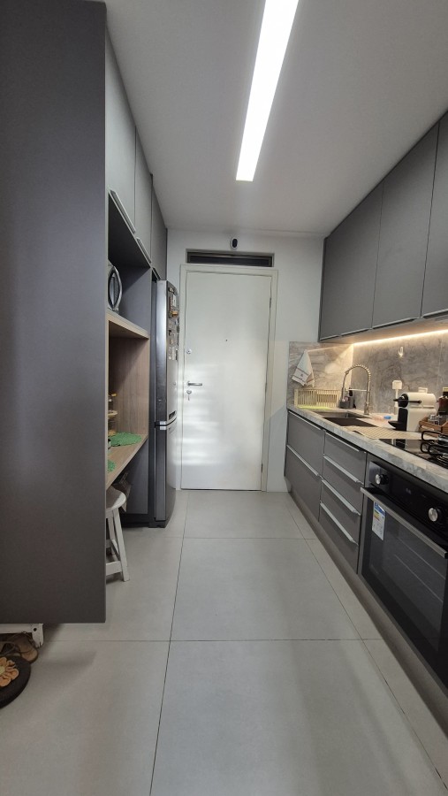 Apartamento - Caminho das árvores