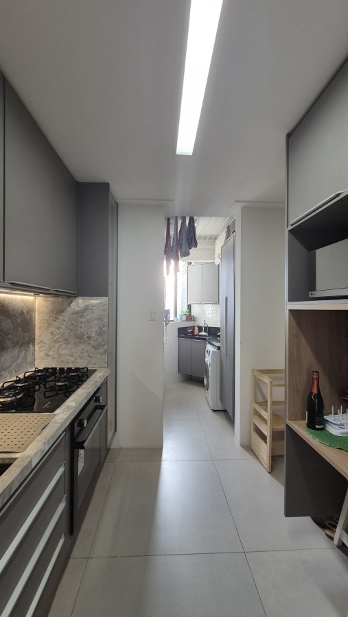 Apartamento - Caminho das árvores