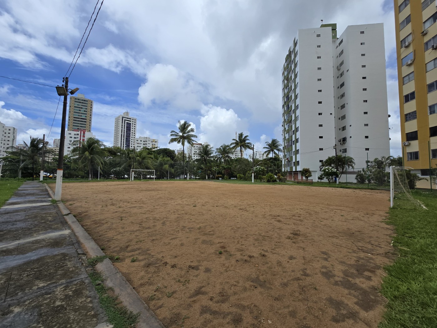 Apartamento - Imbuí