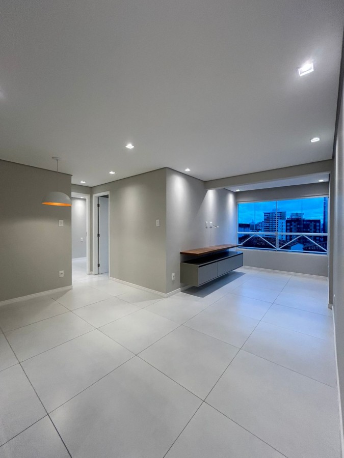 Apartamento - Jardim Armação