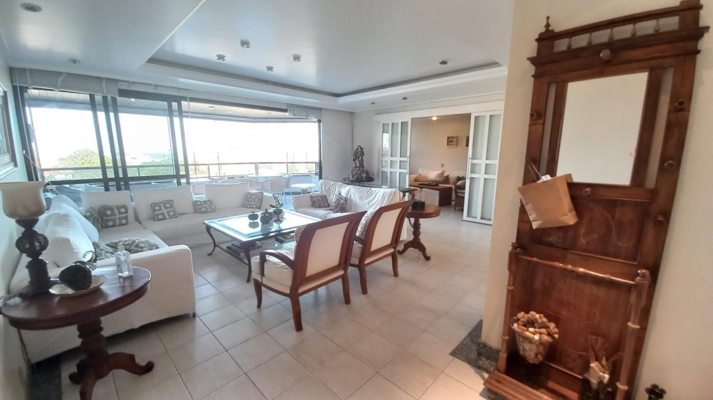 Apartamento - Rio vermelho