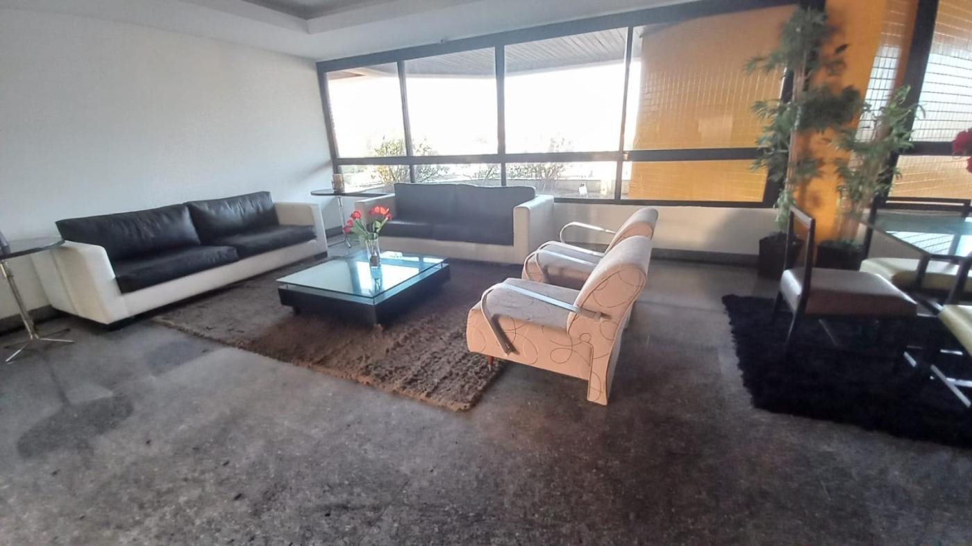 Apartamento - Rio vermelho