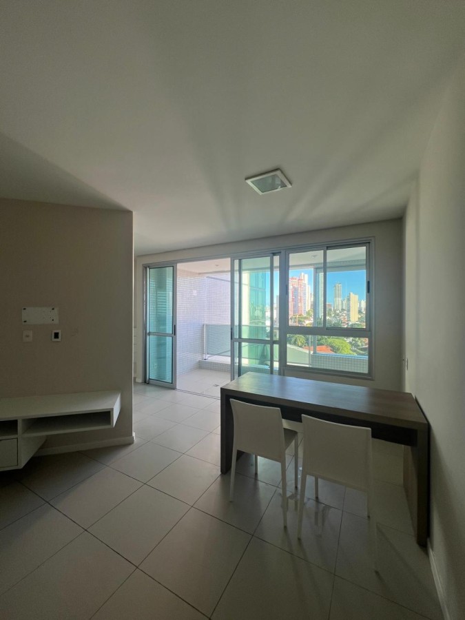 Apartamento - Caminho das árvores