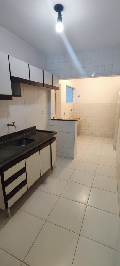 Apartamento - Caminho das árvores