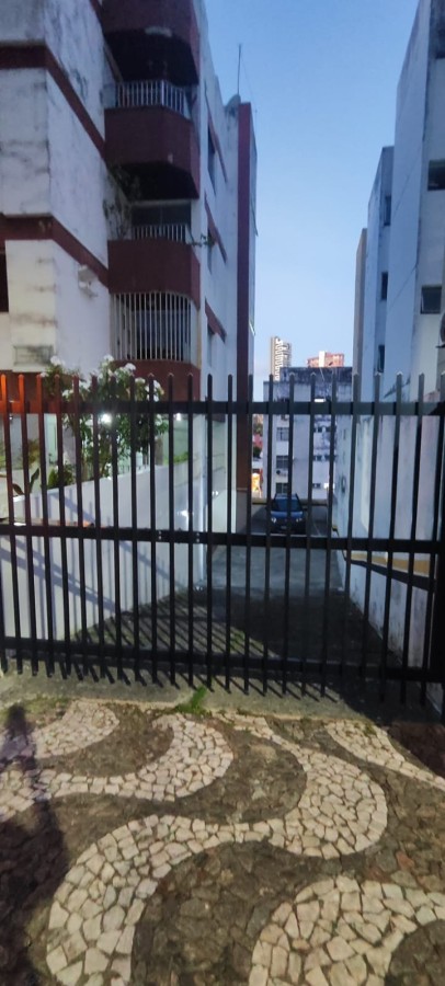Apartamento - Caminho das árvores