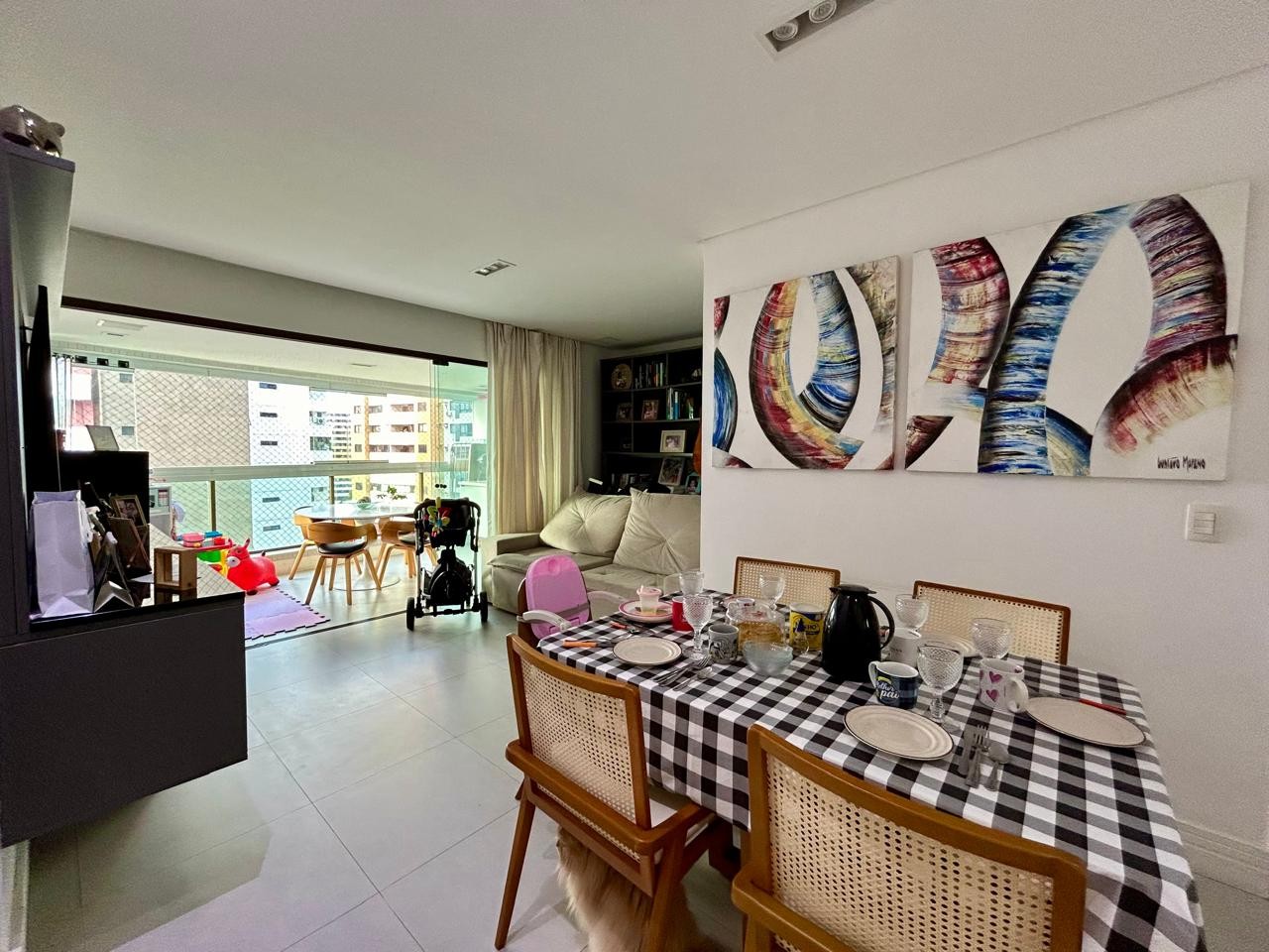 Apartamento - Pituba