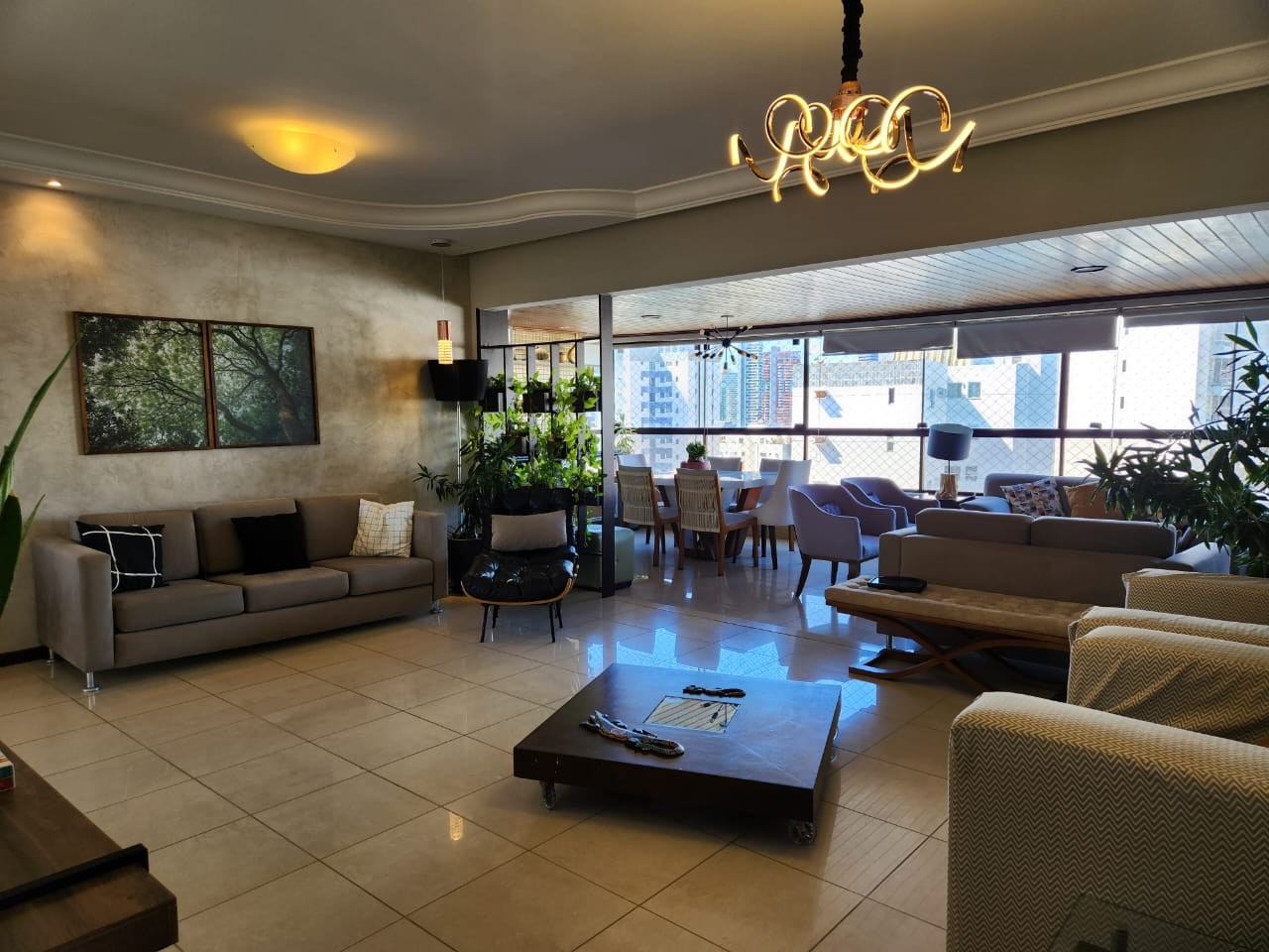 Apartamento - Caminho das árvores