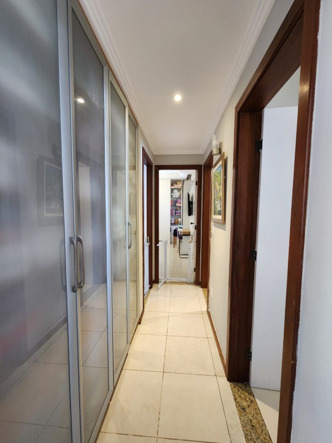Apartamento - Caminho das árvores