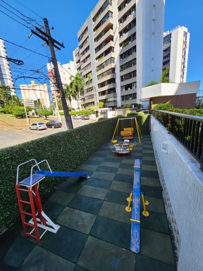 Apartamento - Caminho das árvores