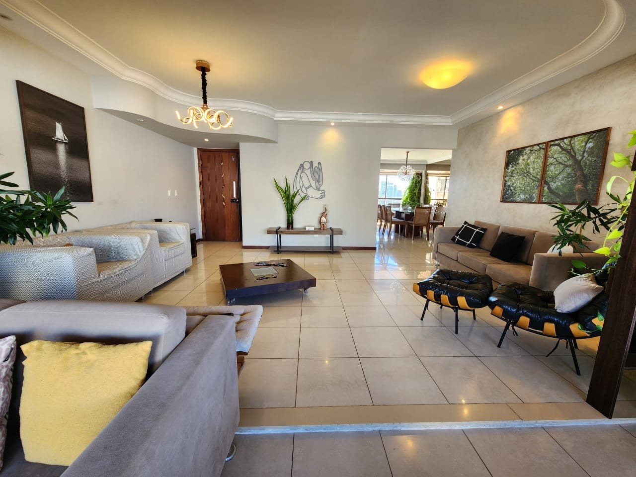 Apartamento - Caminho das árvores