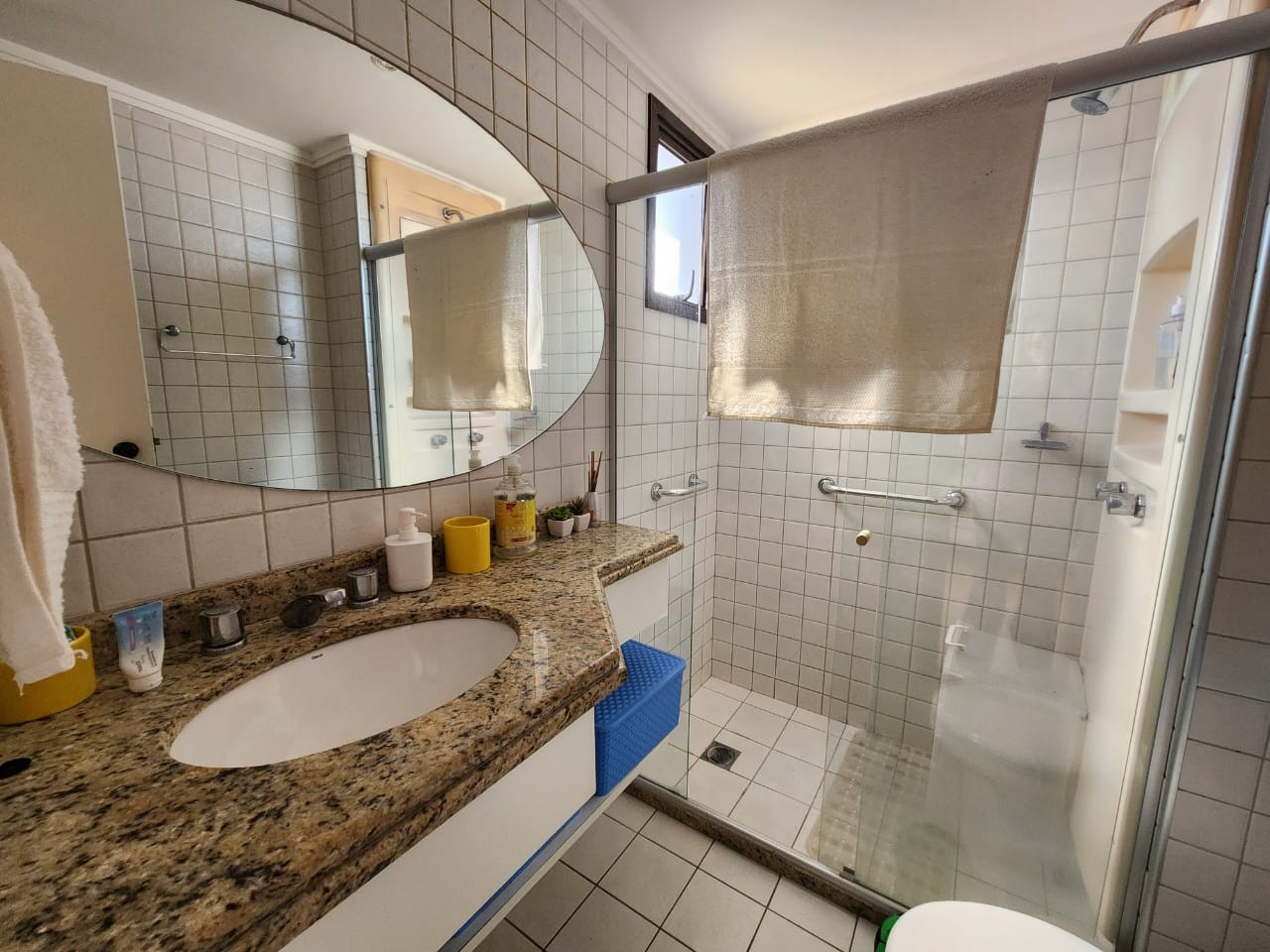 Apartamento - Caminho das árvores