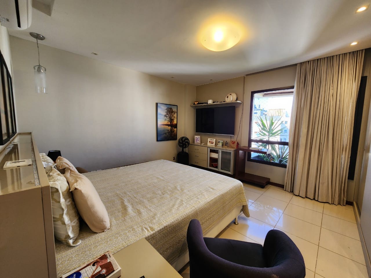 Apartamento - Caminho das árvores