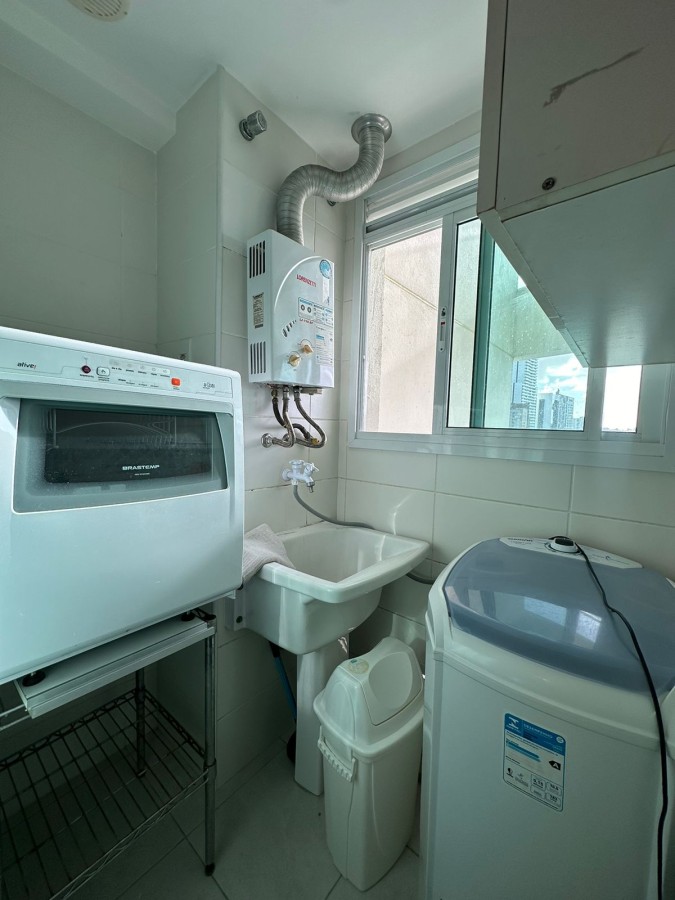 Apartamento - Caminho das árvores