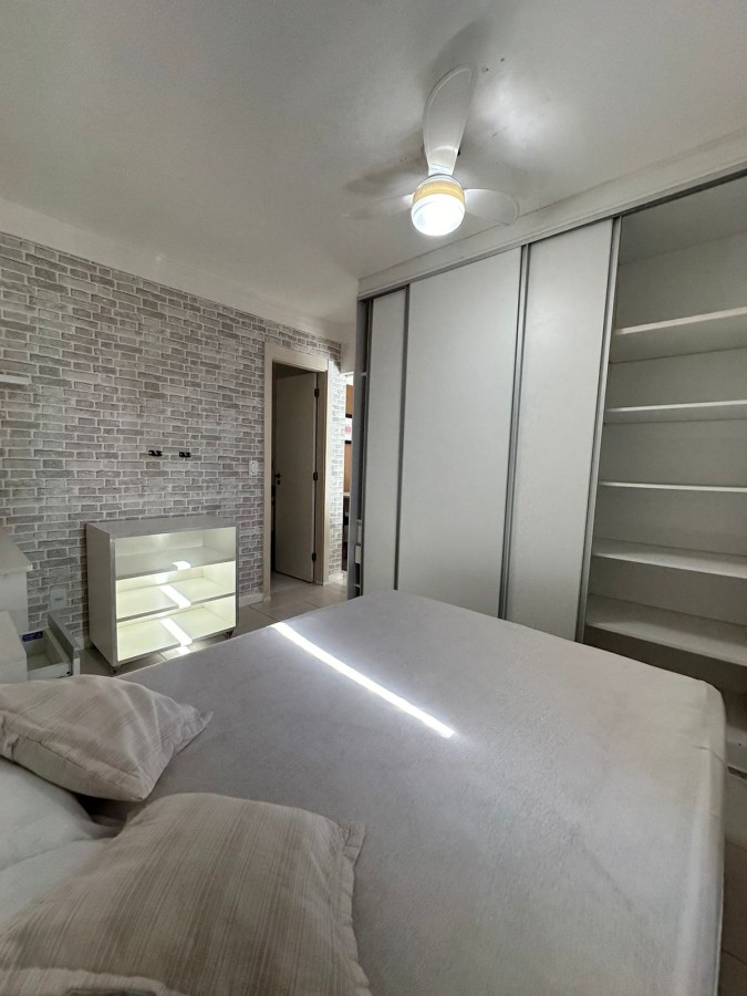 Apartamento - Caminho das árvores