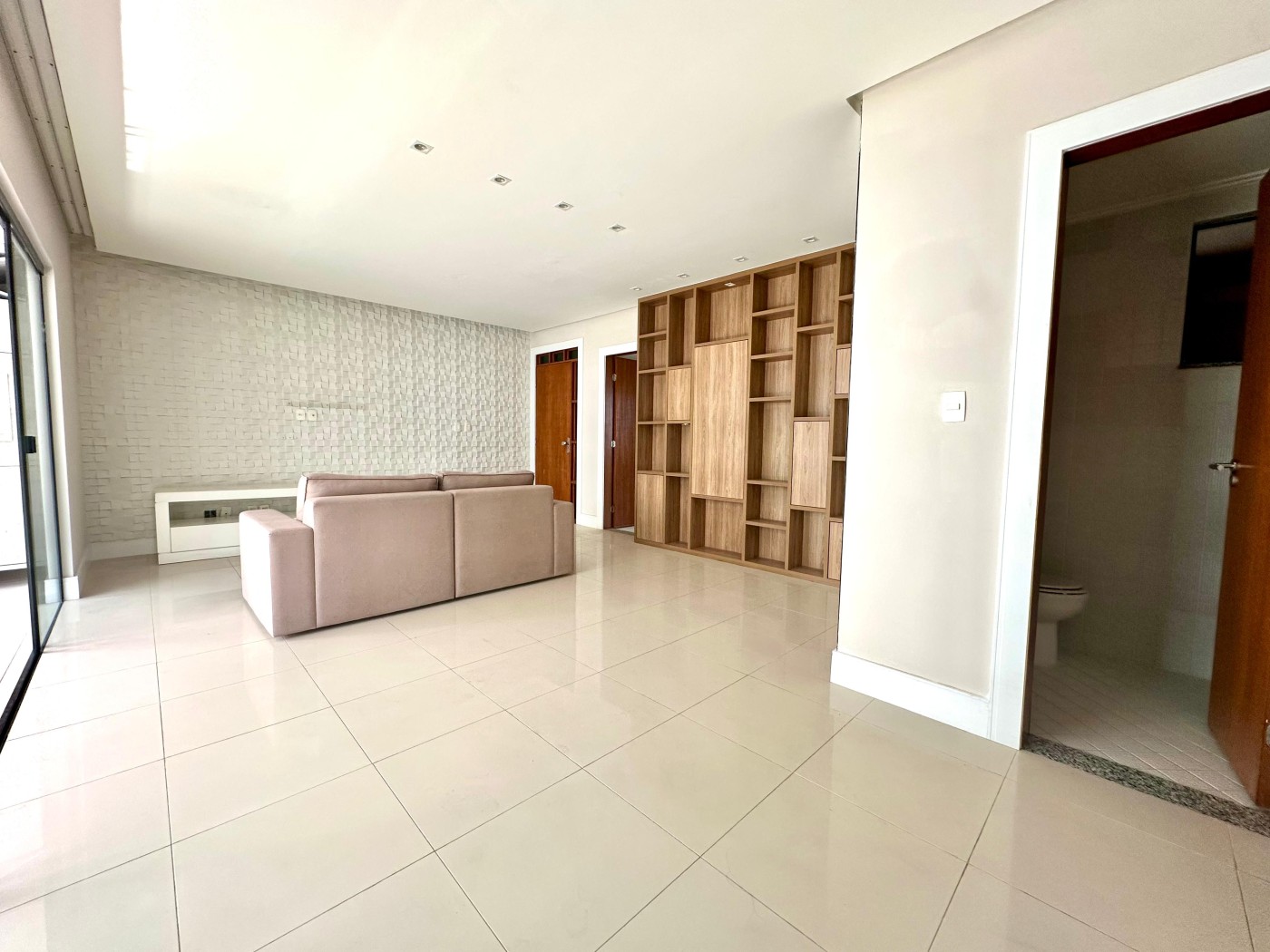 Apartamento - Itaigara
