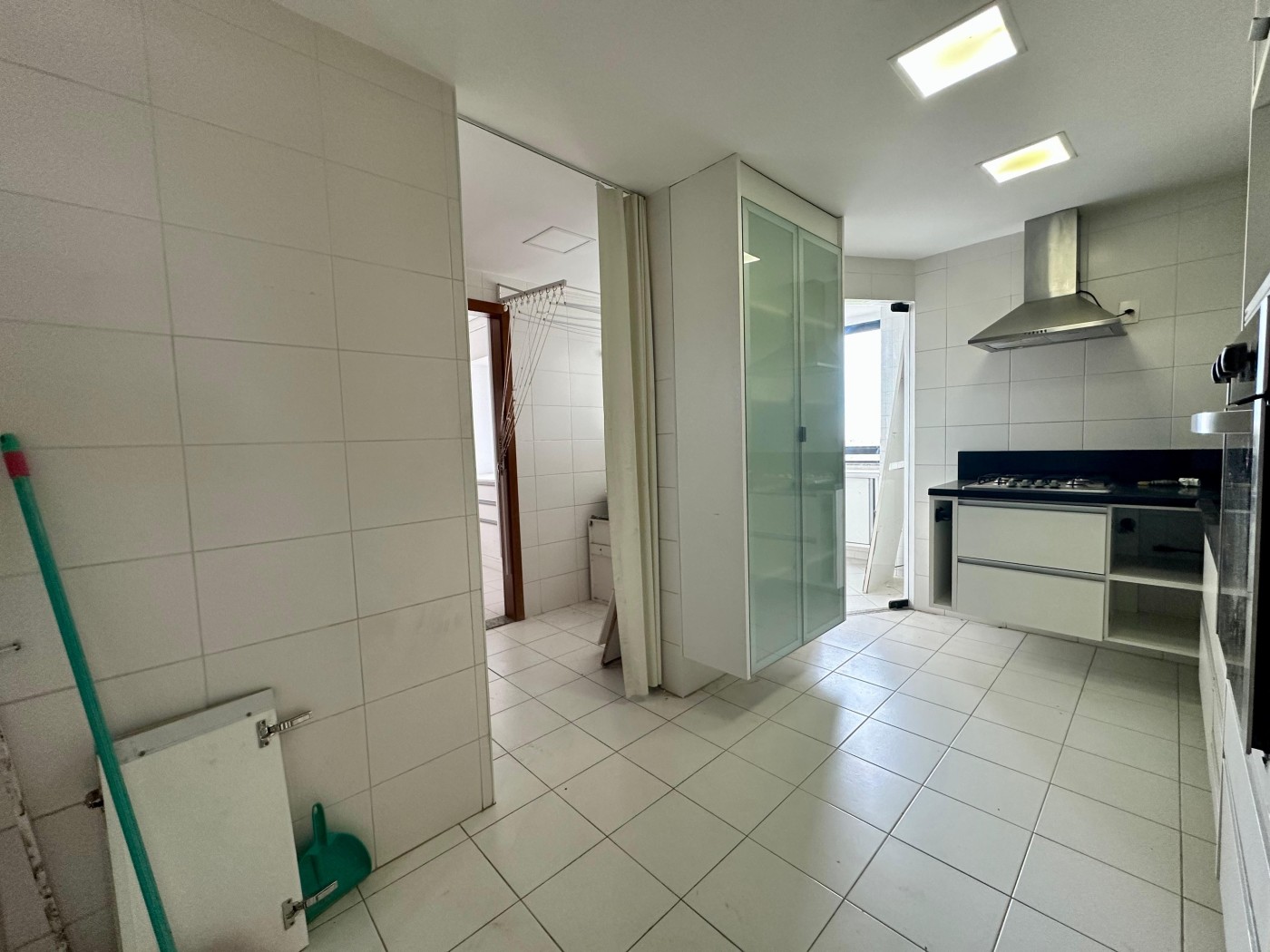 Apartamento - Itaigara