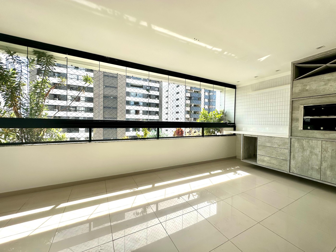 Apartamento - Itaigara