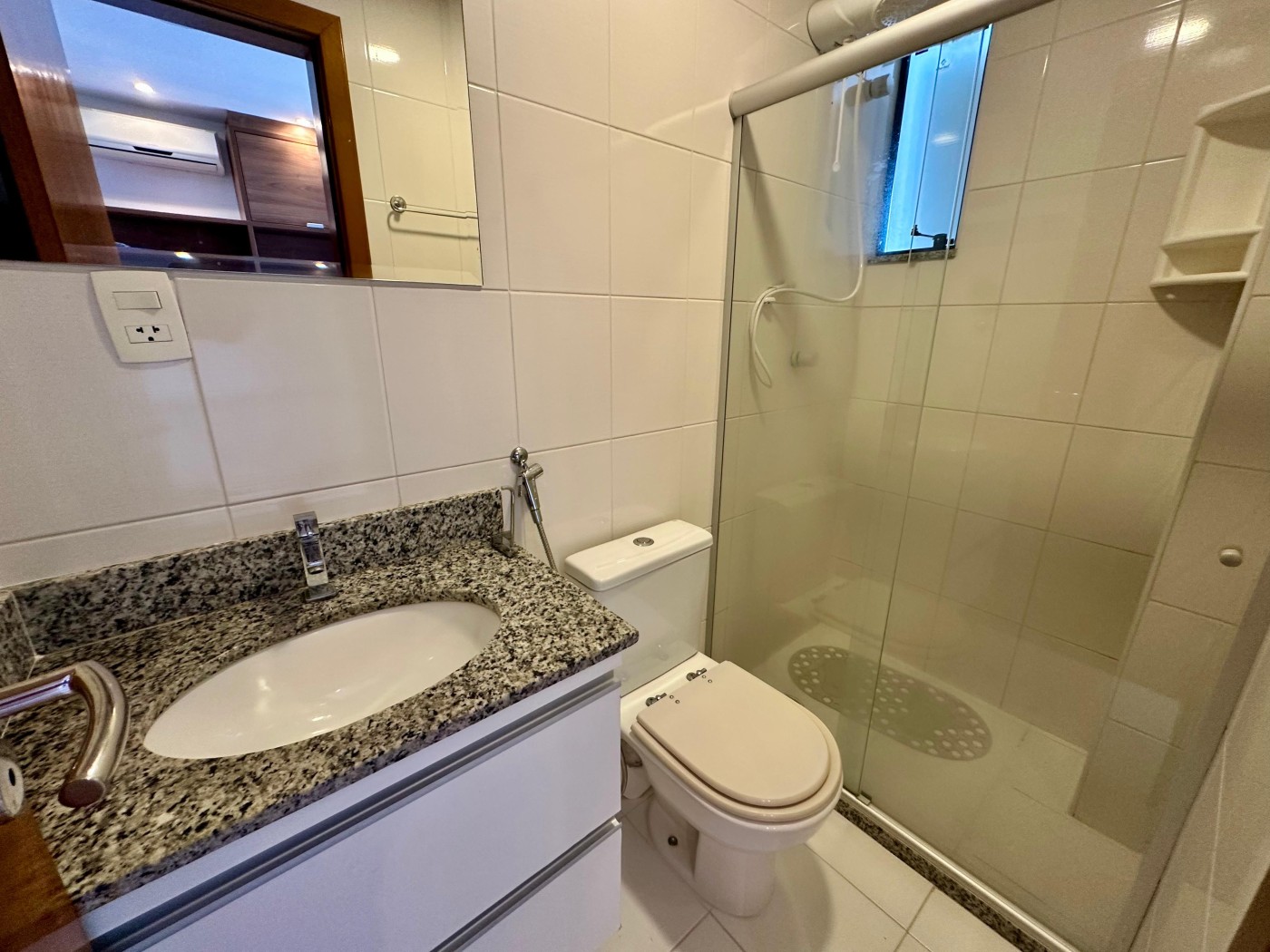 Apartamento - Itaigara