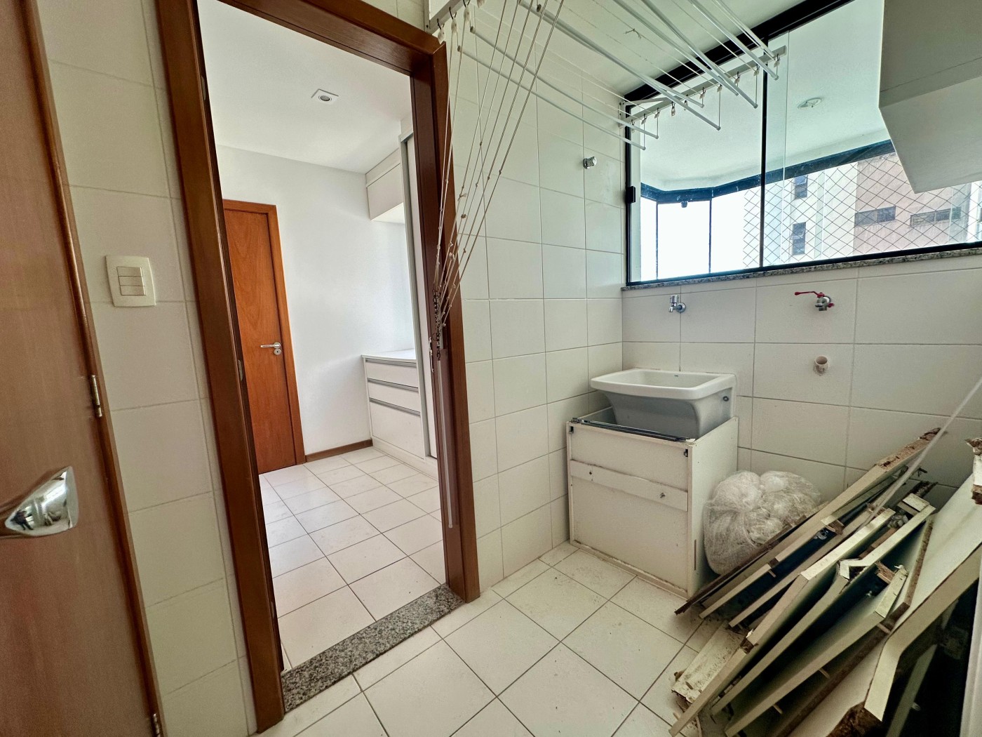 Apartamento - Itaigara