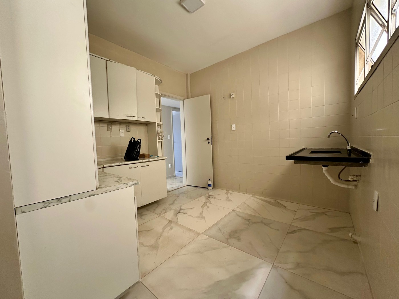 Apartamento - Itaigara