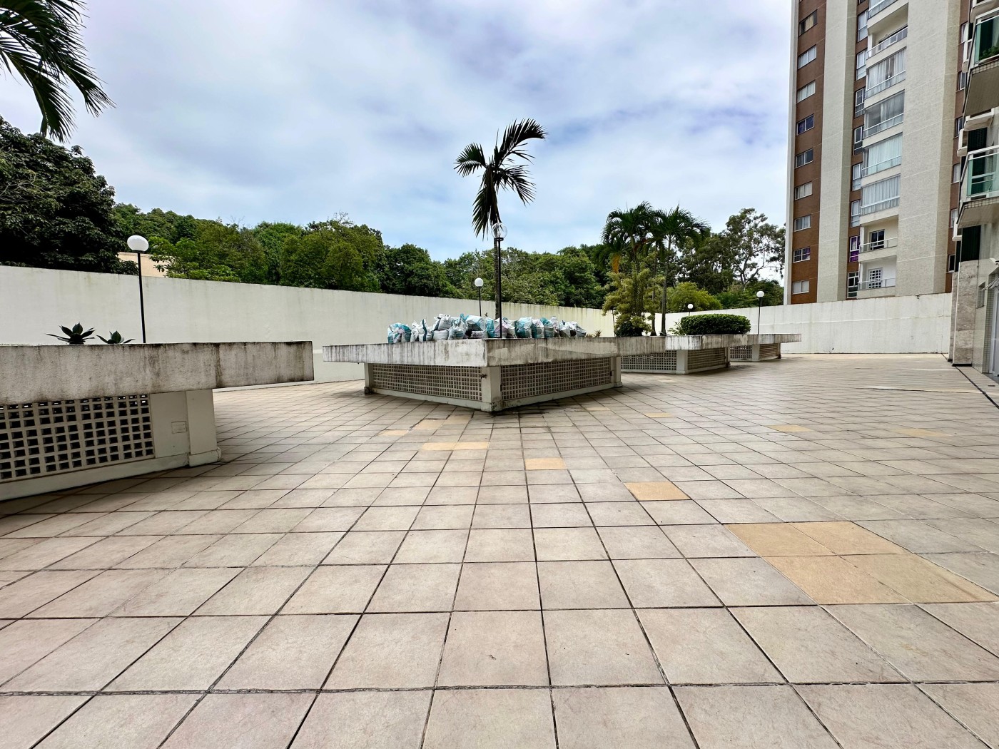 Apartamento - Itaigara