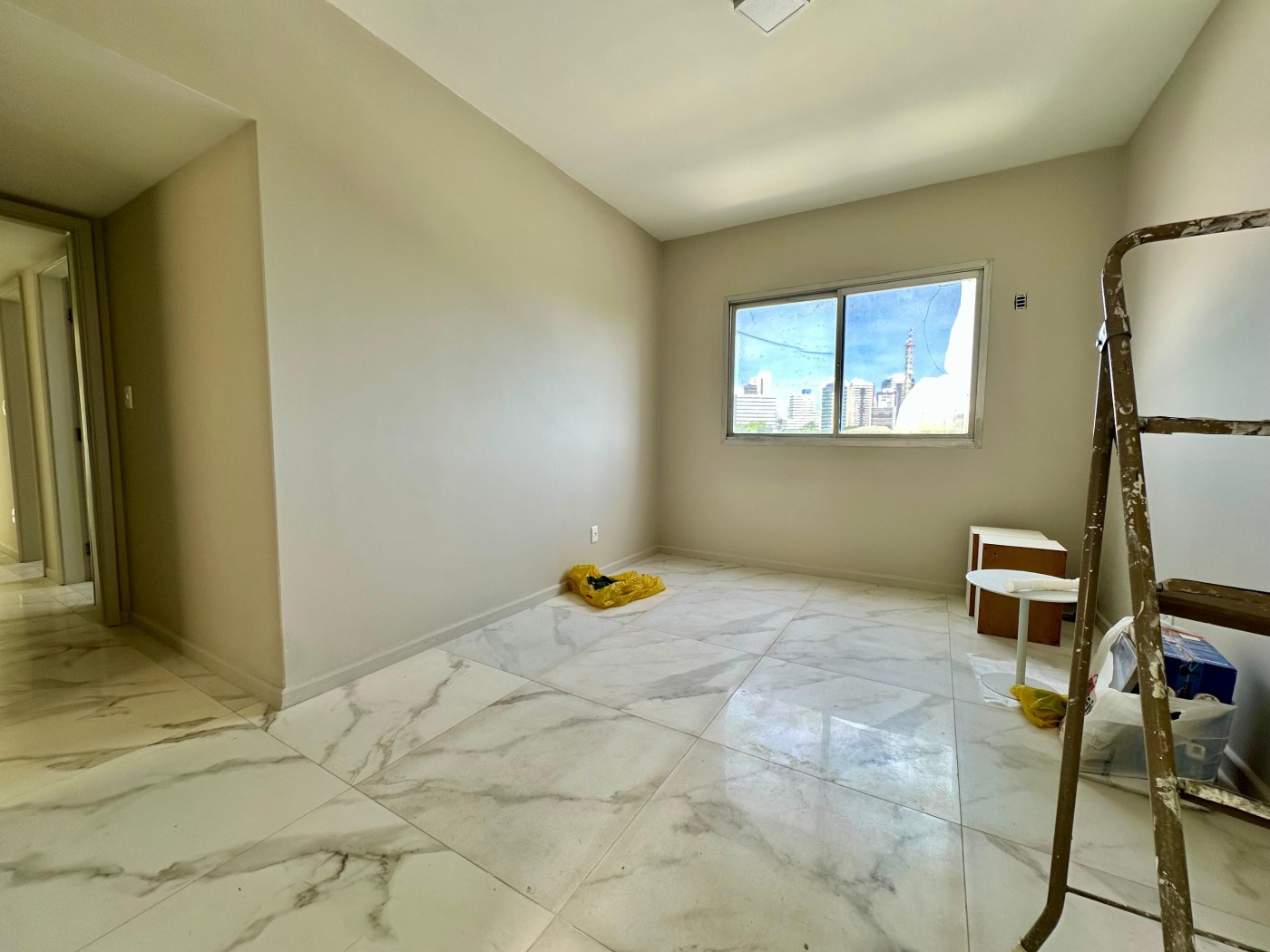 Apartamento - Itaigara