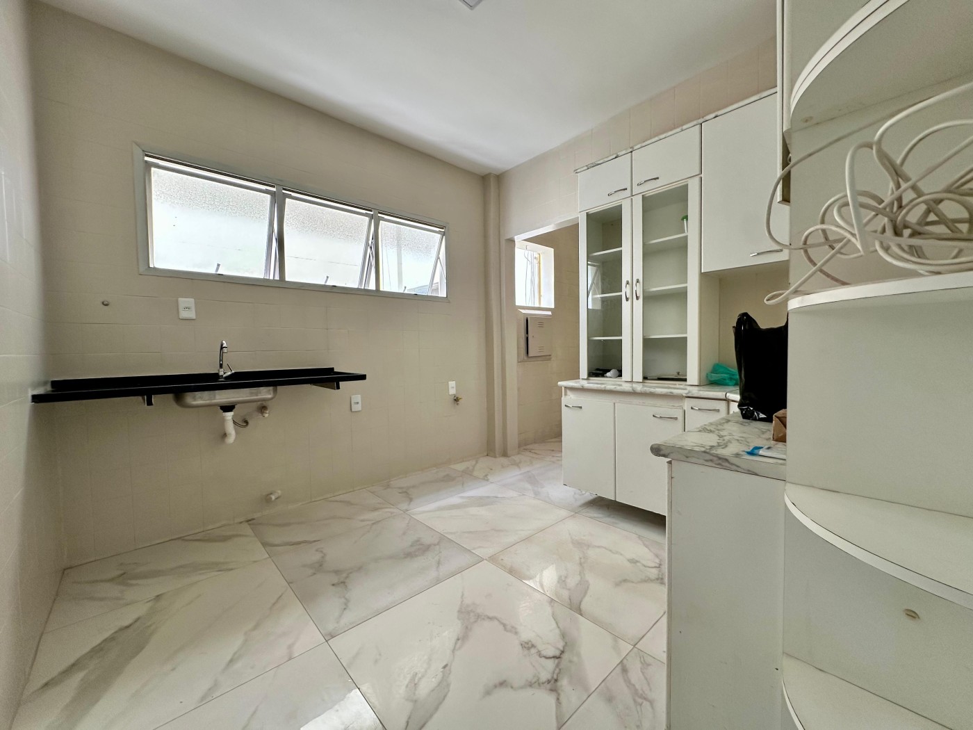 Apartamento - Itaigara