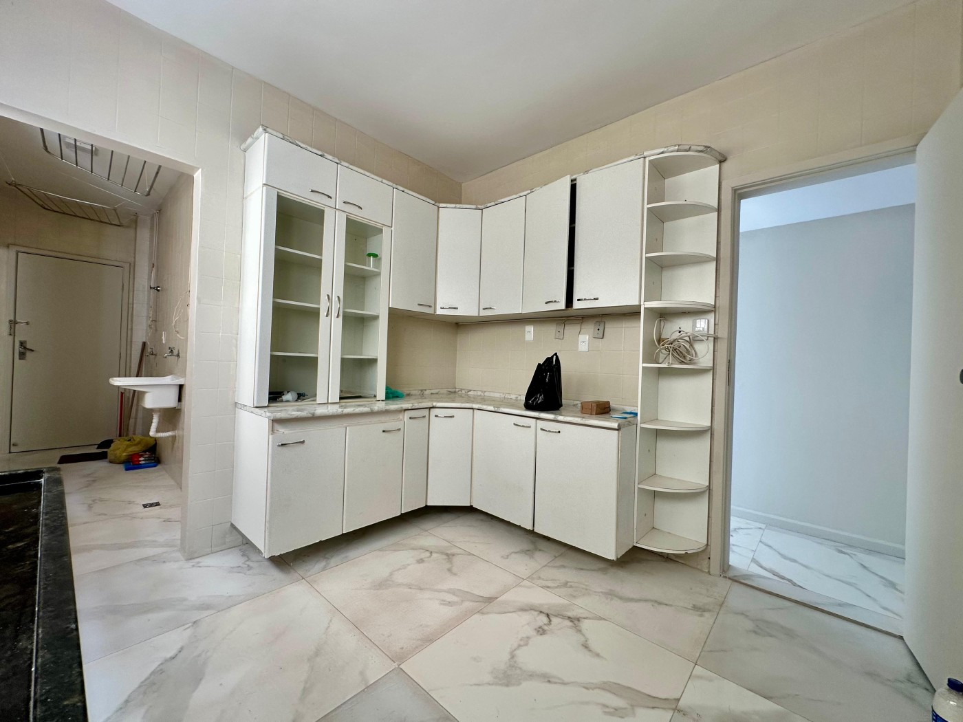 Apartamento - Itaigara