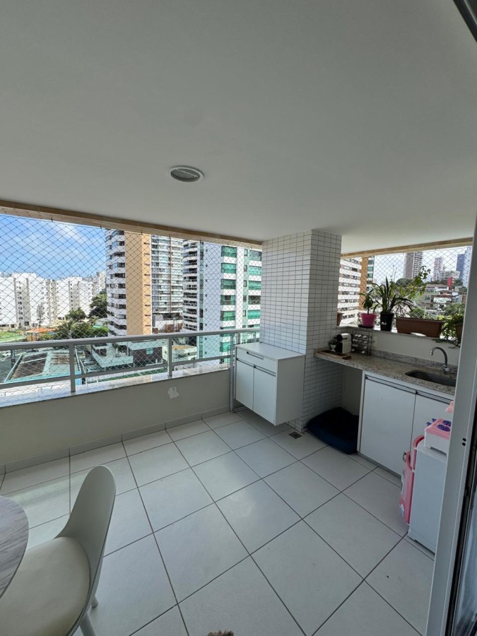 Apartamento - Caminho das árvores