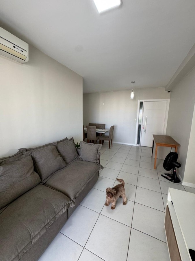 Apartamento - Caminho das árvores