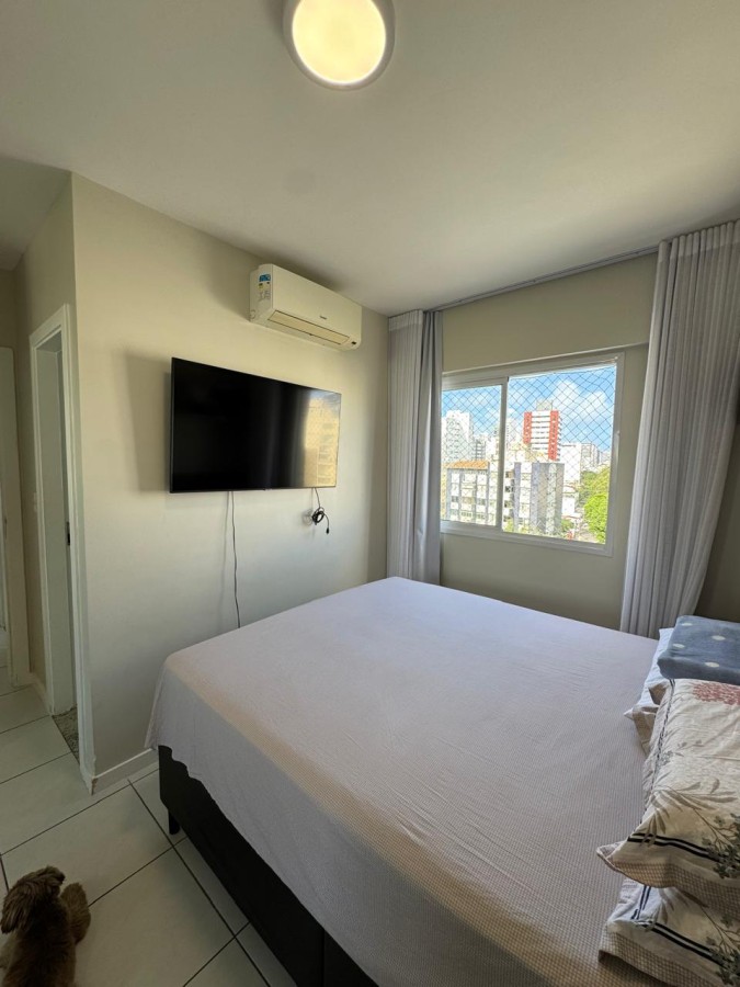 Apartamento - Caminho das árvores