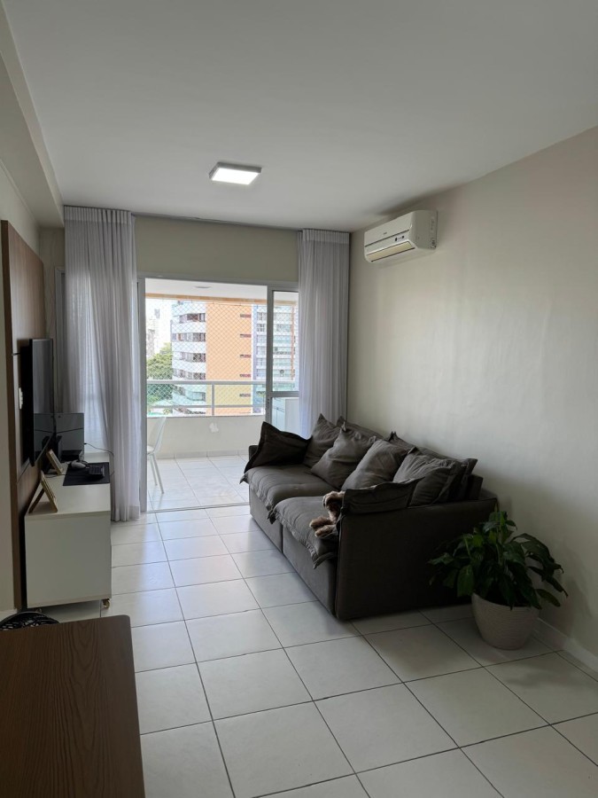 Apartamento - Caminho das árvores