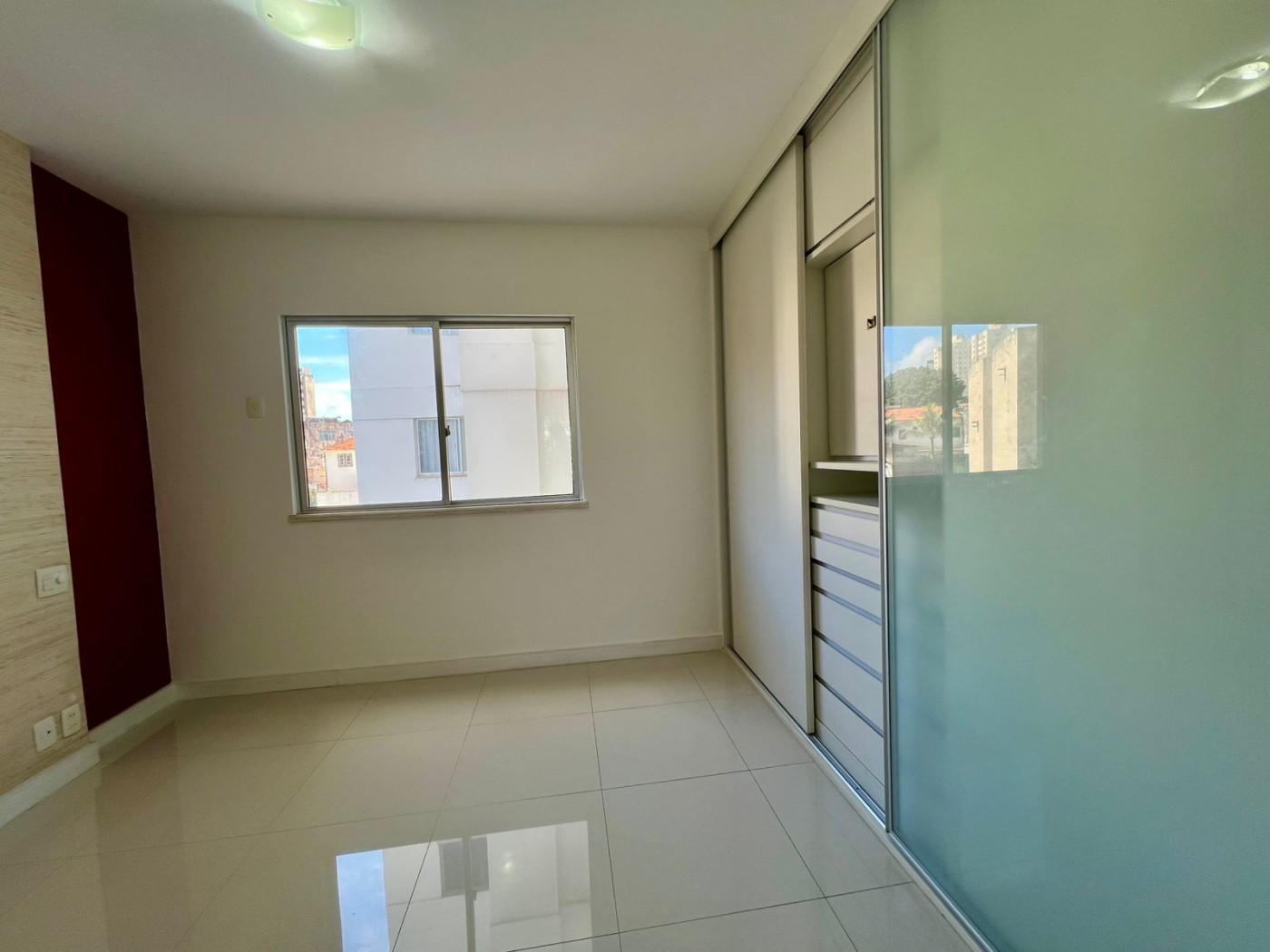 Apartamento - Luiz anselmo