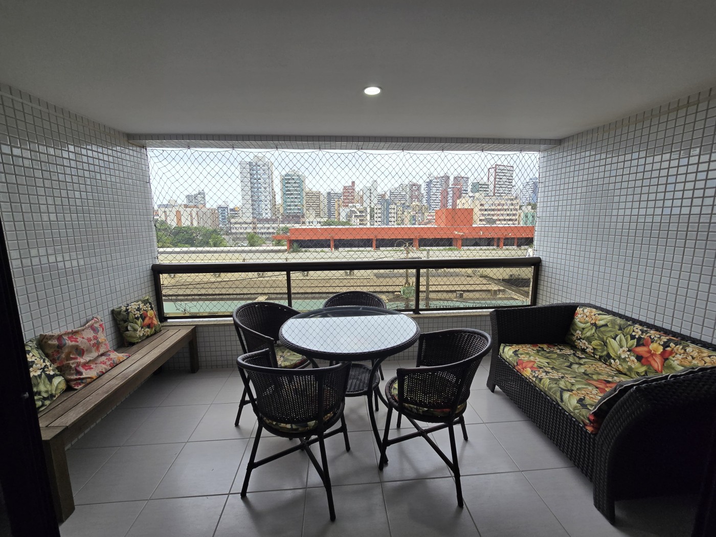 Apartamento - Costa azul